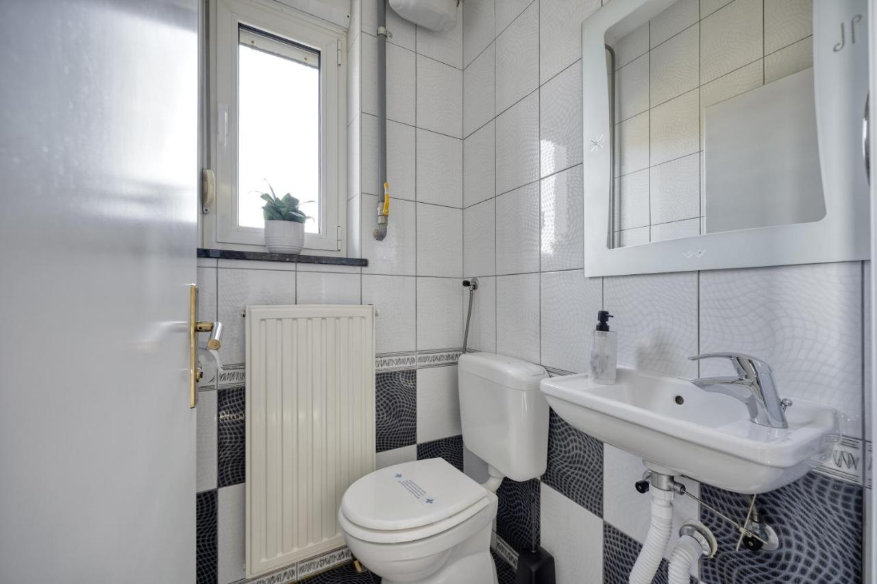 Astarea - Luxe Penthouse In Nature - Jacuzzi - Free Private Parking - Terrace & Balcony - Peace Zagreb Buitenkant foto