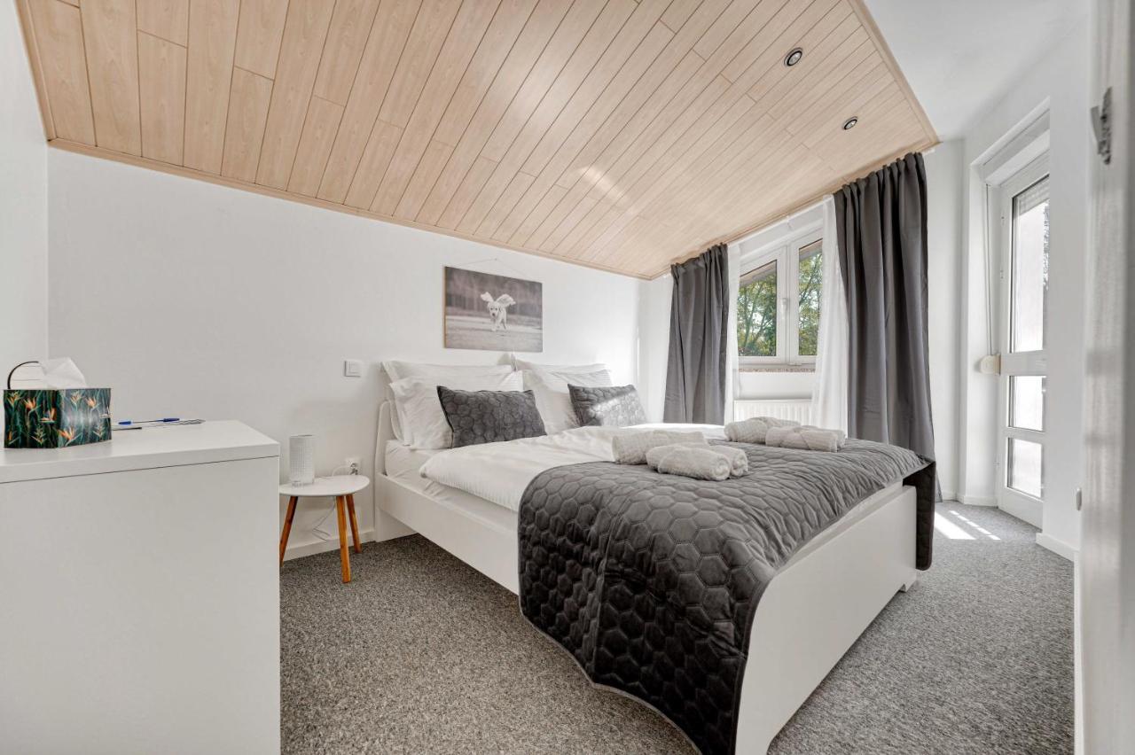 Astarea - Luxe Penthouse In Nature - Jacuzzi - Free Private Parking - Terrace & Balcony - Peace Zagreb Buitenkant foto