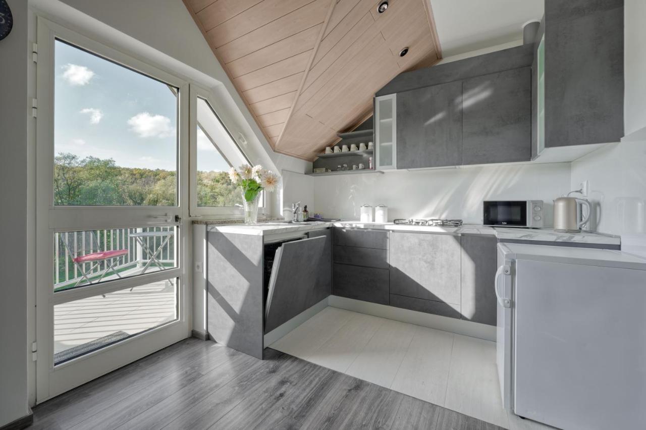 Astarea - Luxe Penthouse In Nature - Jacuzzi - Free Private Parking - Terrace & Balcony - Peace Zagreb Buitenkant foto