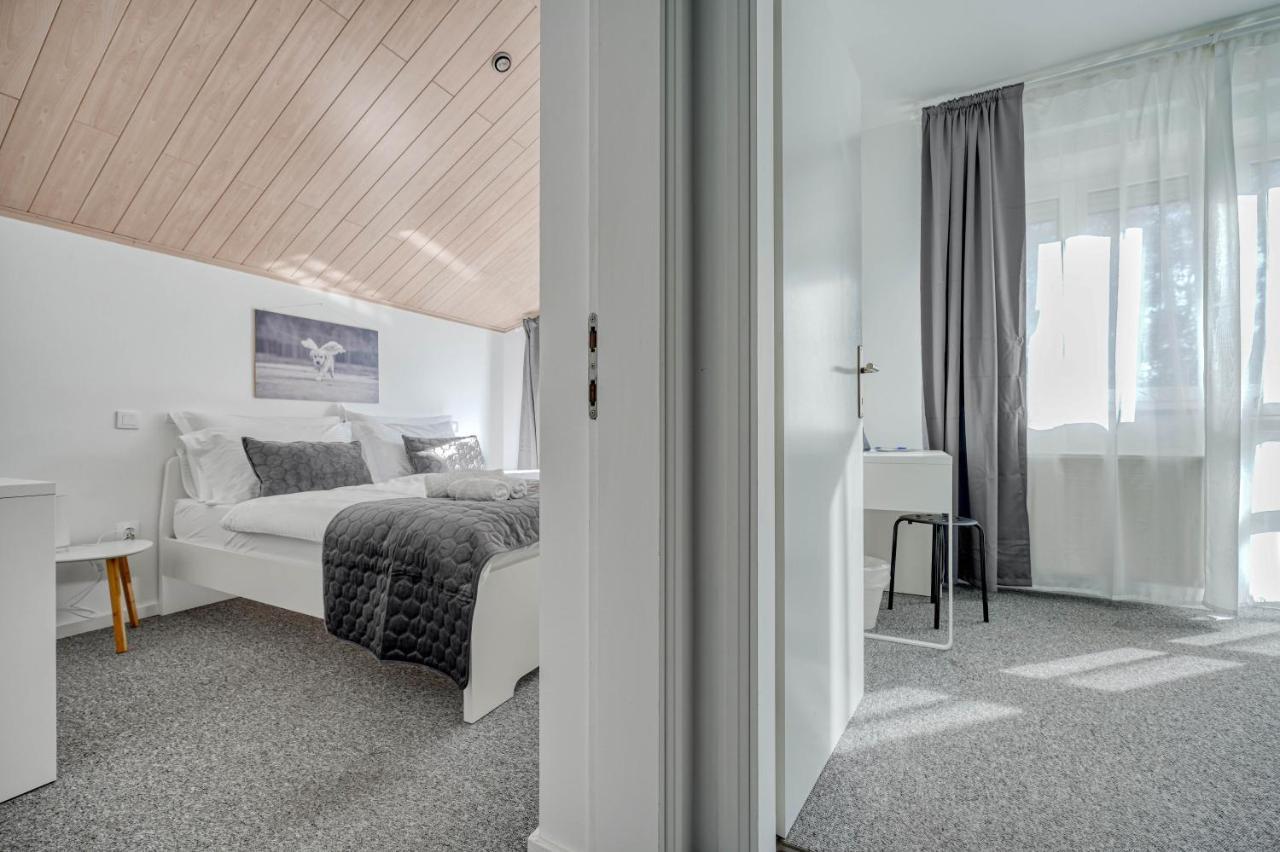 Astarea - Luxe Penthouse In Nature - Jacuzzi - Free Private Parking - Terrace & Balcony - Peace Zagreb Buitenkant foto