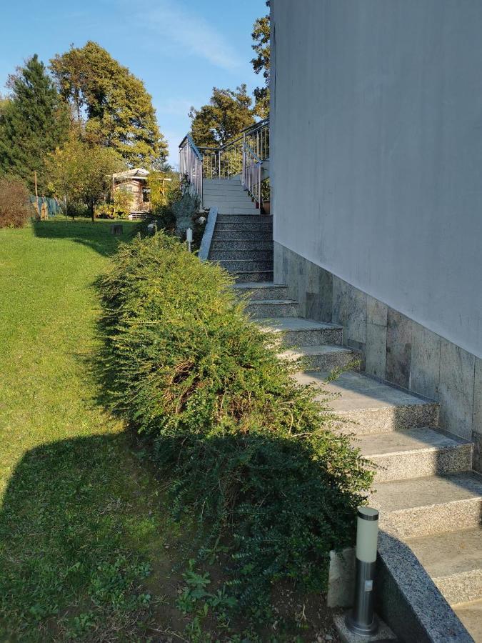 Astarea - Luxe Penthouse In Nature - Jacuzzi - Free Private Parking - Terrace & Balcony - Peace Zagreb Buitenkant foto