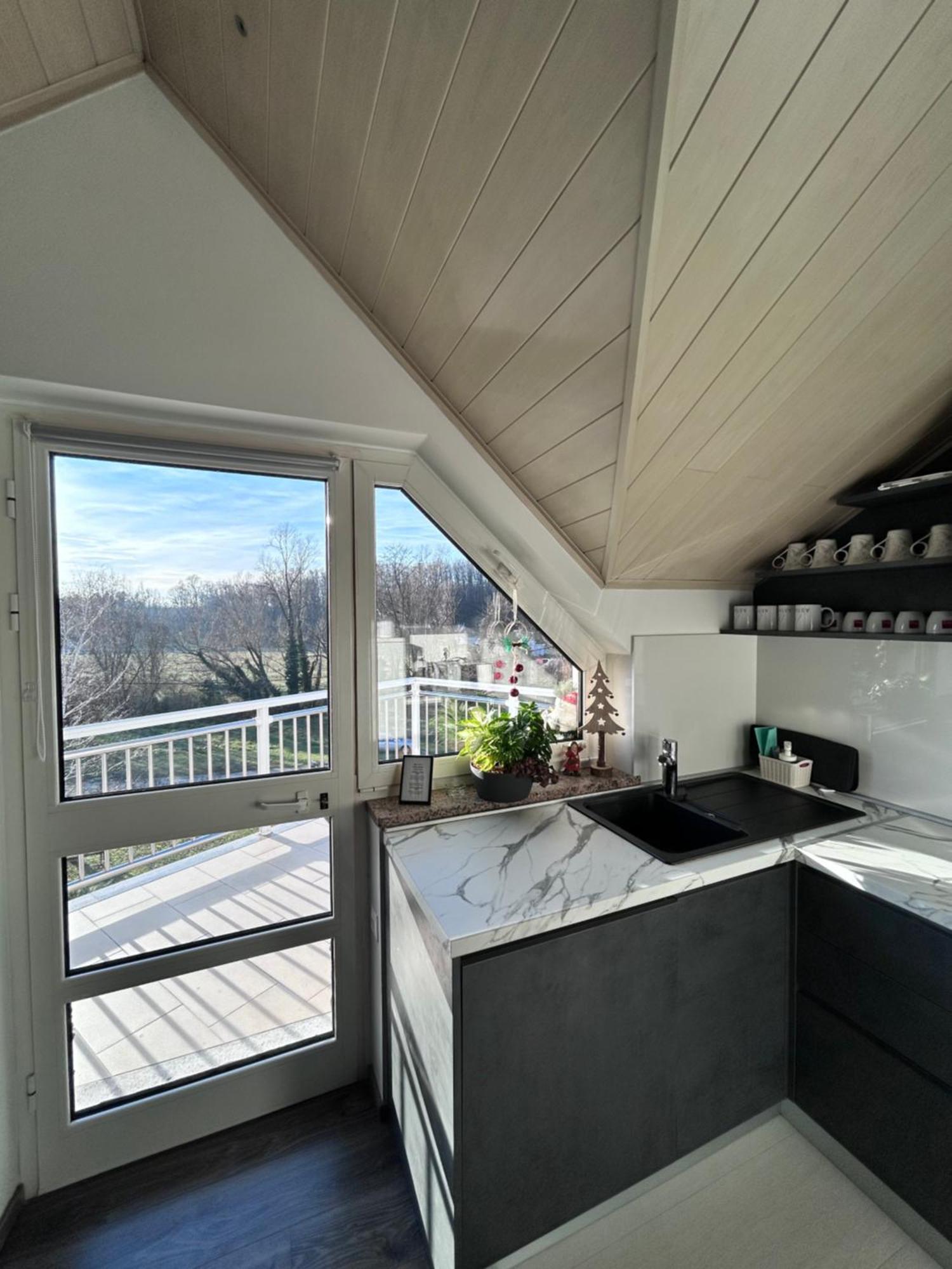 Astarea - Luxe Penthouse In Nature - Jacuzzi - Free Private Parking - Terrace & Balcony - Peace Zagreb Buitenkant foto